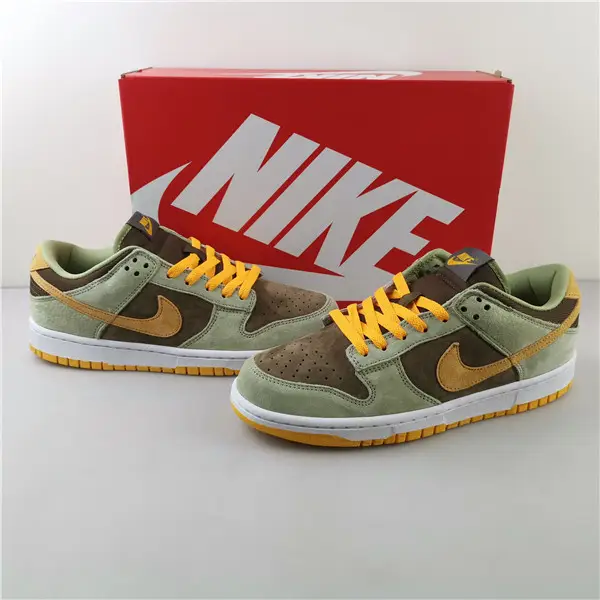 NIKE DUNK LOW DUSTY OLIVE - 