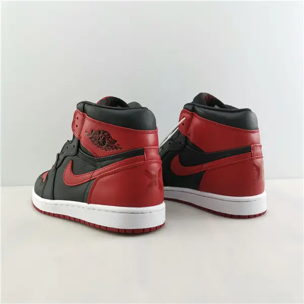 AIR JORDAN 1 RETRO HIGH BAN 