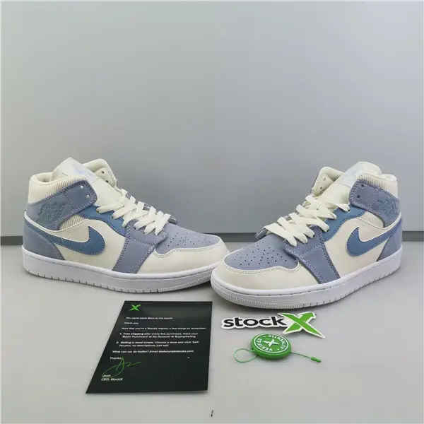AIR JORDAN 1 MID 
