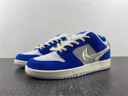 Nike SB Dunk Low Pro Fly Streetwear 