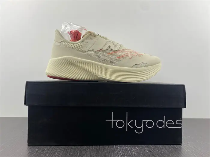 New Balance FuelCell RC Elite v2 SI Stone Island TDS 