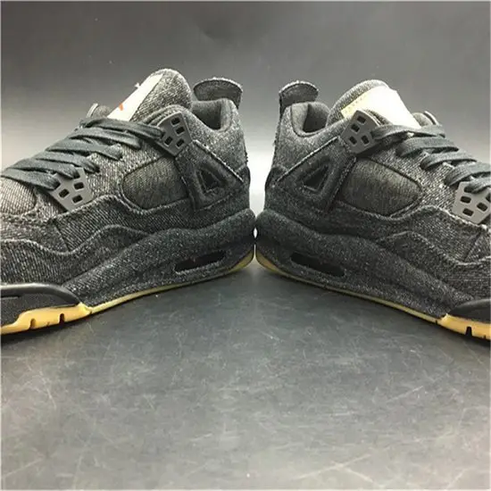 Air Jordan 4 Black 