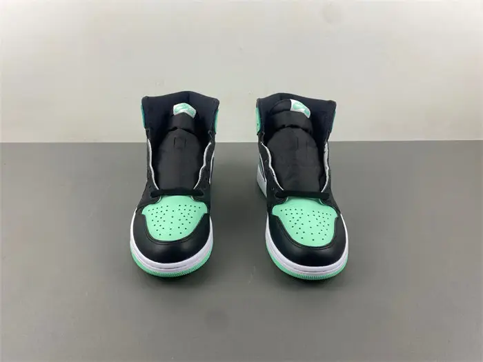 Air Jordan 1 High OG 