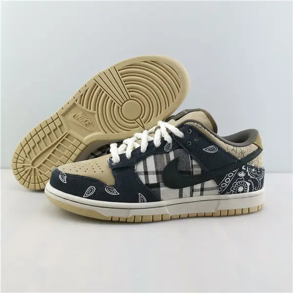 Nike SB Dunk Low Travis Scott 