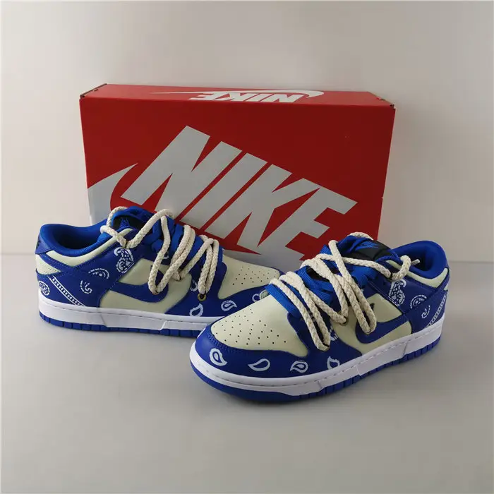Nike Dunk Low 