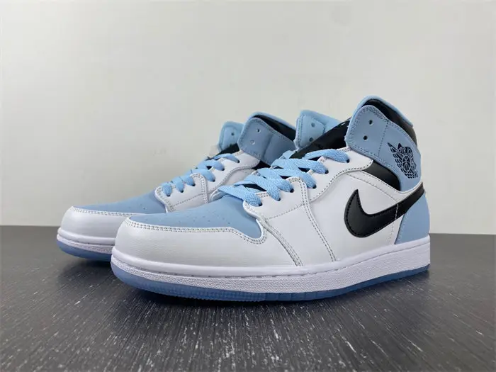 Jordan 1 Mid SE Ice Blue 