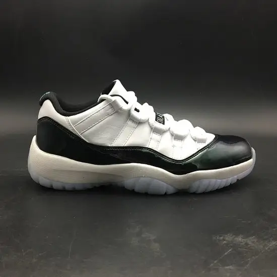 Air Jordan 11 Low  FAC826