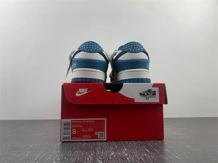 Nike Dunk Low 