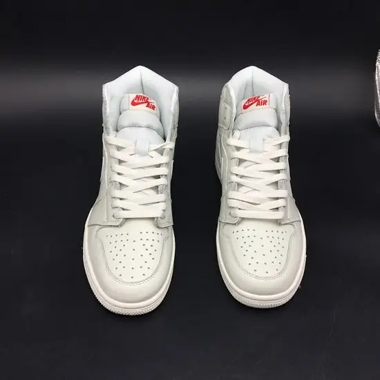 AIR JORDAN 1 RETRO HIGH 
