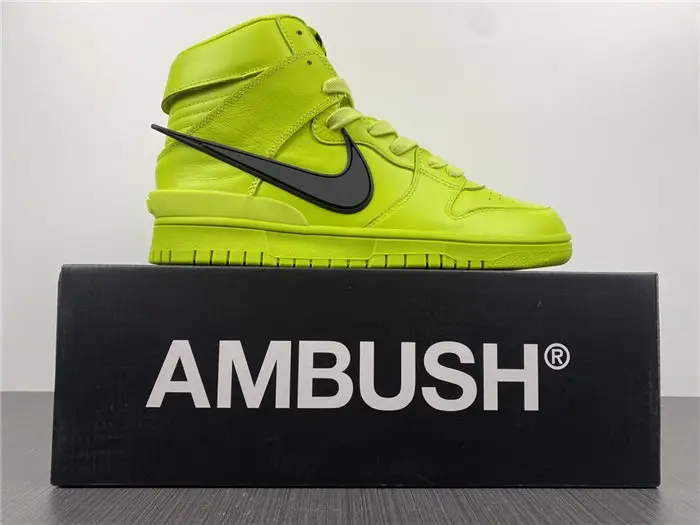 Dunk High x Ambush 