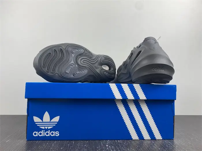 adidas adiFOM Q 