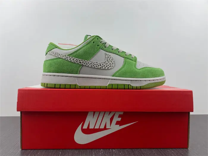 Nike Dunk Low AS Safari Swoosh Chlorophyll 