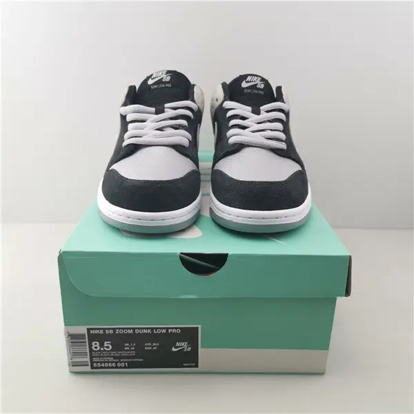 Nike Sb Zoom Dunk Low Pro Black Wolf Grey 