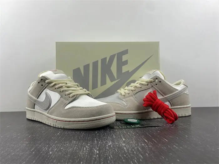 Nike SB Dunk Low Premium 