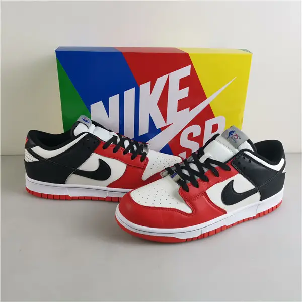 Nike Dunk Low EMB NBA Diamond Anniversary Chicago 