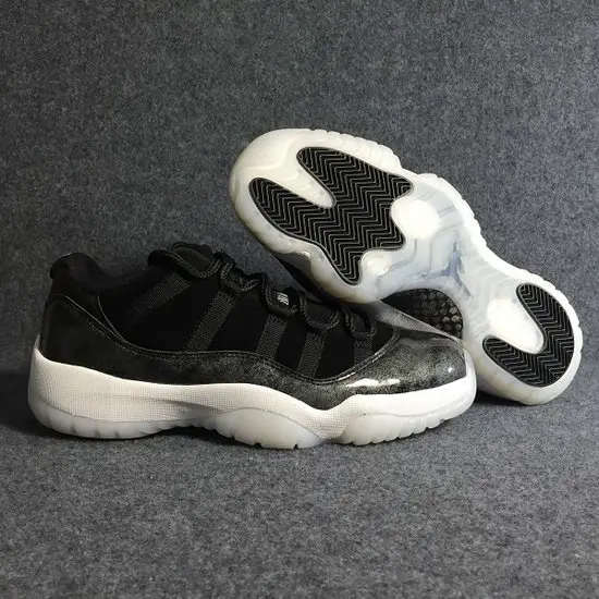 Air Jordan 11 Retro Low Black Silver  CDFD2707