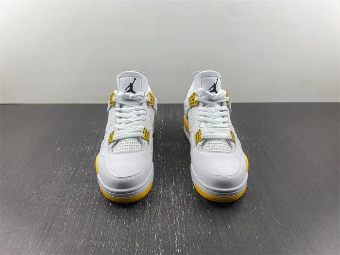 Air Jordan 4 WMNS 