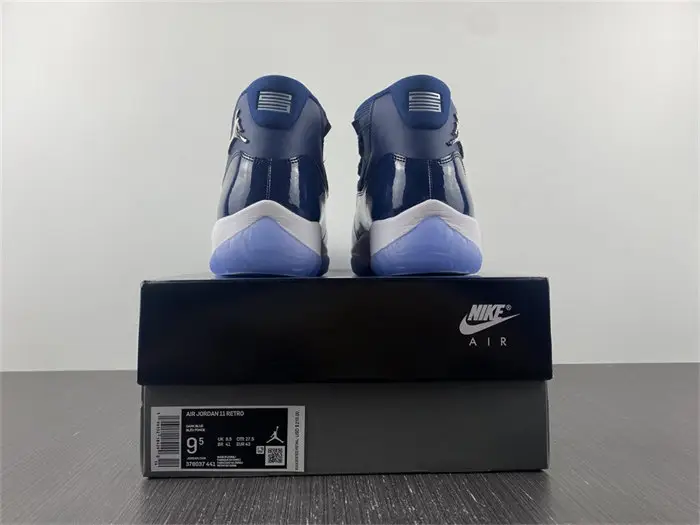 Air Jordan 11 