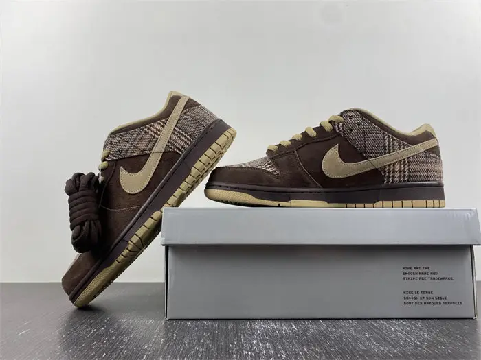 Nike SB Dunk Low Tweed 