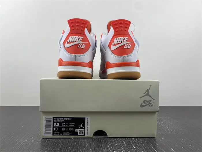 Nike SB x Air Jordan 4 