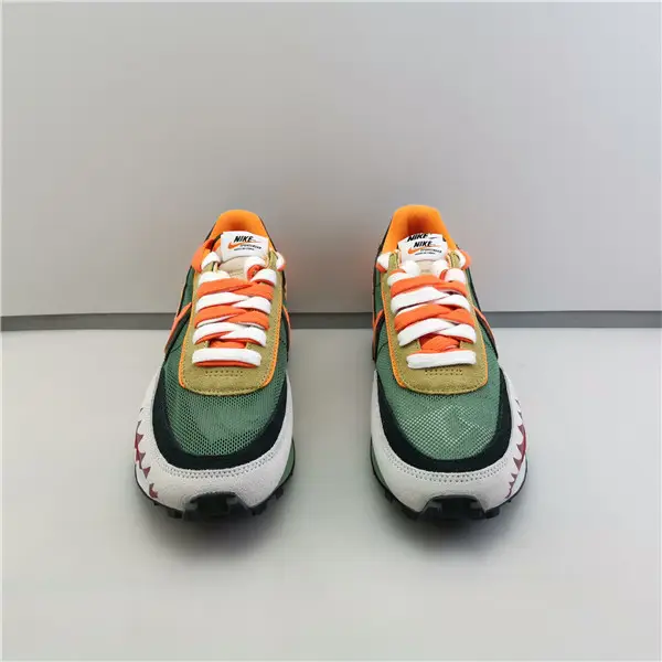 Sacai x Nike LVD Waffle Daybreak BV0073 