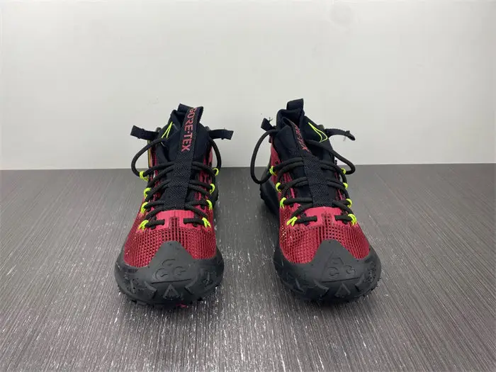 ACG Mountain Fly Low 