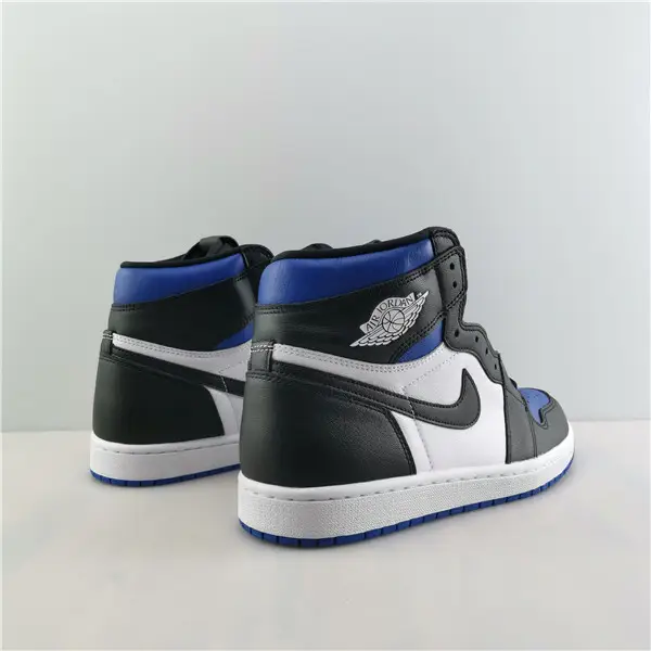 AIR JORDAN 1 HIGH OG 