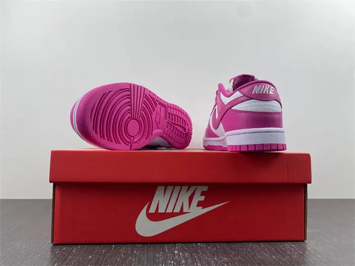 Nike Dunk Low Active Fuchsia 