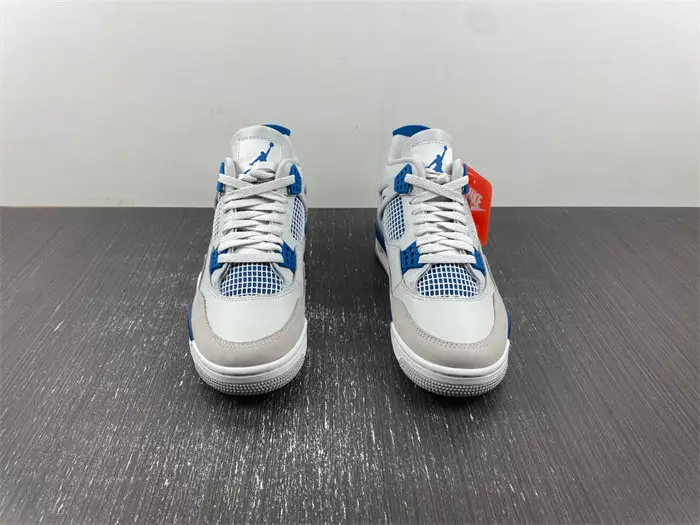 Air Jordan 4 