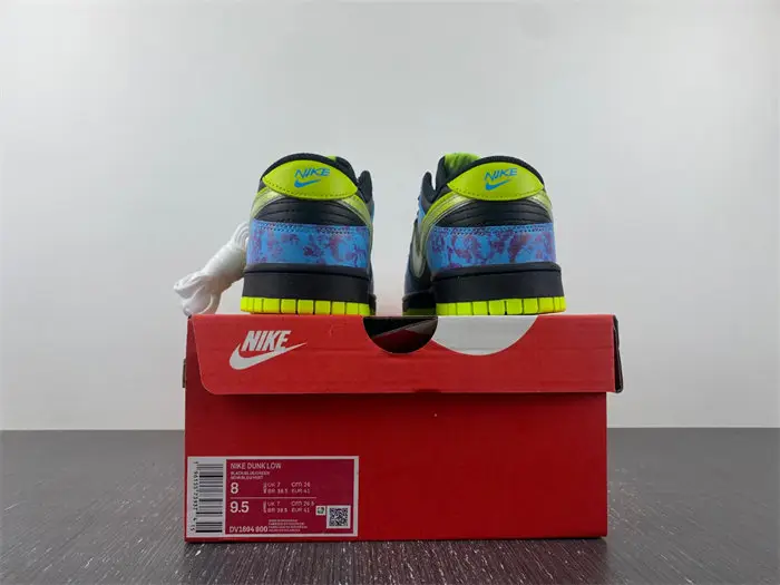 Nike Dunk Low SE Acid Wash Baltic Blue Volt 