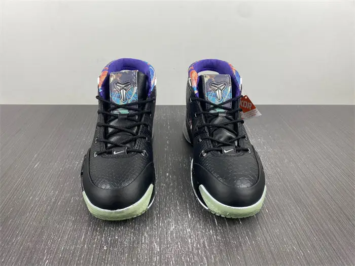 NIKE ZOOM KOBE 