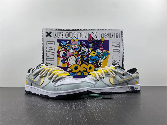 Nike Dunk Low 