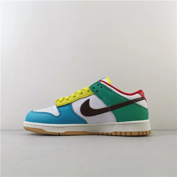 NIKE DUNK LOW FREE 99 