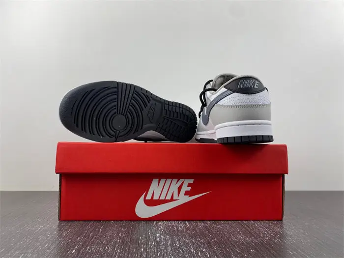 Nike Dunk Low Stencil Swoosh 