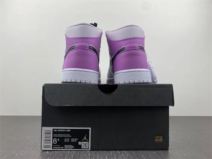 Air Jordan 1 Low 