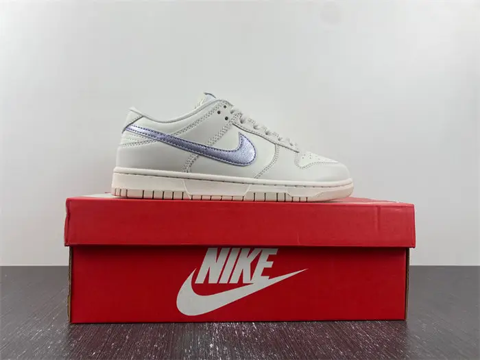 Nike Dunk Low Metallic Purple 