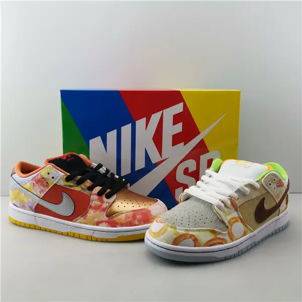 NIKE SB DUNK LOW 