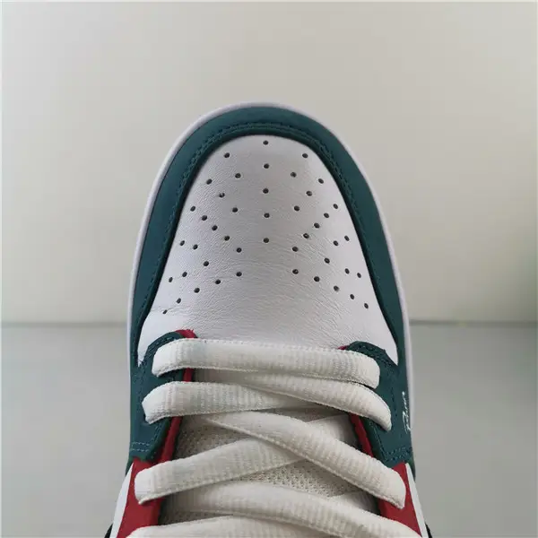 Parra x Nike SB Dunk Low 