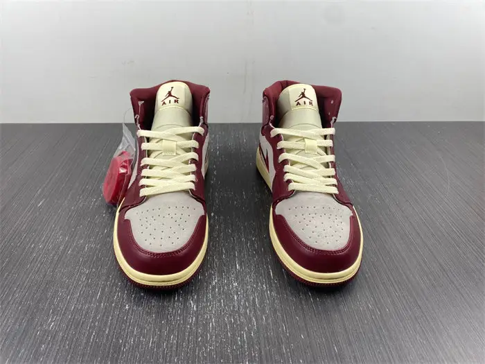 Jordan 1 Mid SE Tiki Leaf Team Red 