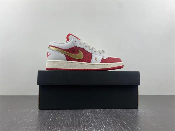 AIR JORDAN 1 LOW SE GS 'SPADES' 