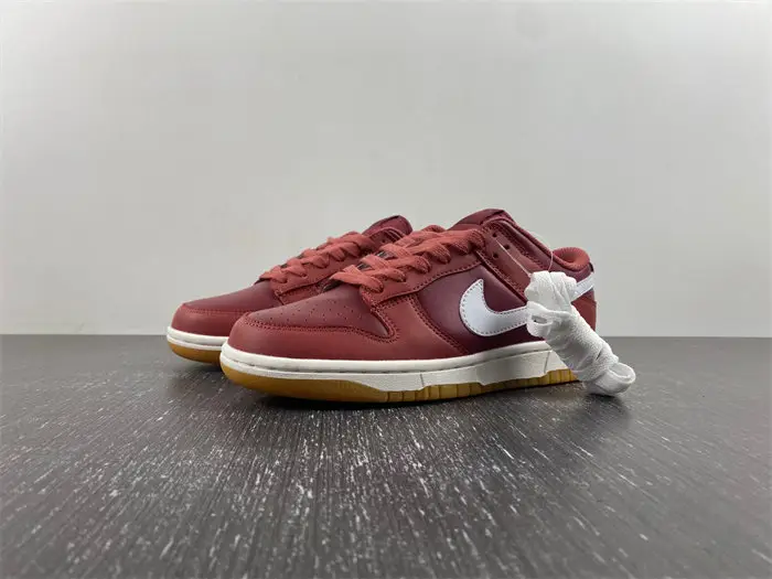 Nike Dunk Low Desert Berry 