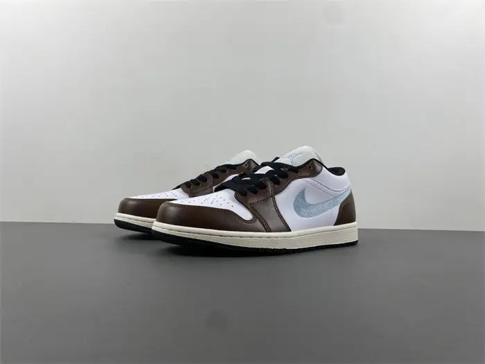 Air Jordan 1 Low 