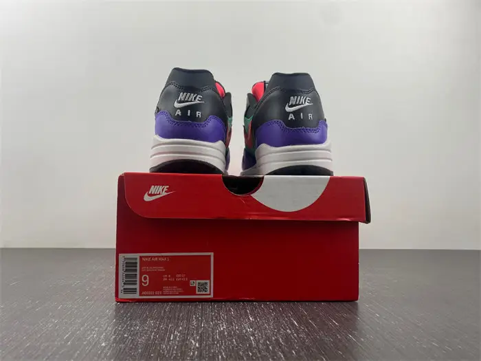Nike Air Max 1 SE 