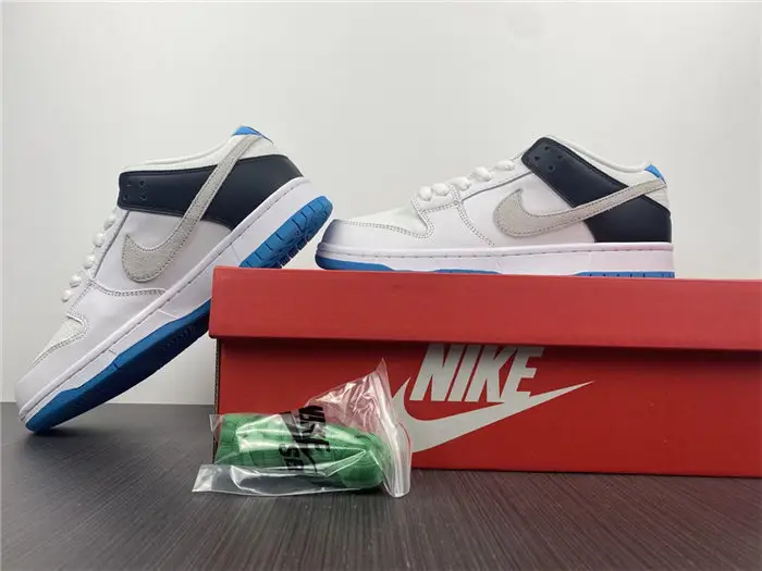 Nike SB Dunk Low Pro Laser Blue 