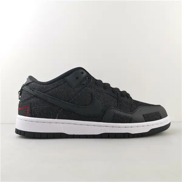 NIKE SB DUNK LOW WASTED YOUTH - 