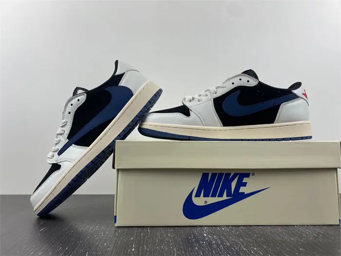 Travis Scott x Air Jordan 1 Low 