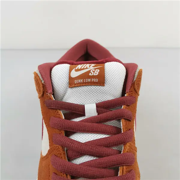 Nike SB Dunk Low Pro Dark Russet Cedar 