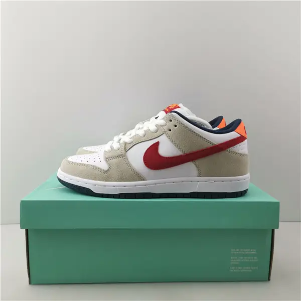 Nike SB Dunk Low Crimson 