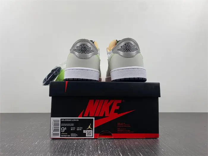Nike Air Jordan 1 Low 