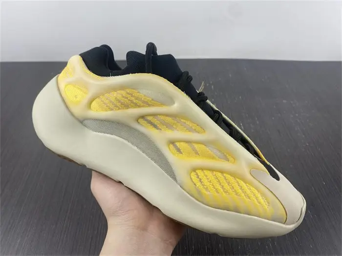 adidas Yeezy 700 V3 Mono Safflower 